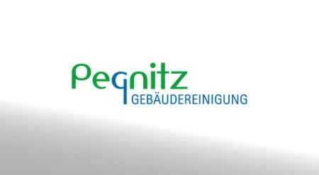 Schriftzug der Tochtergesellschaft Pegnitz Gebäudereinigung